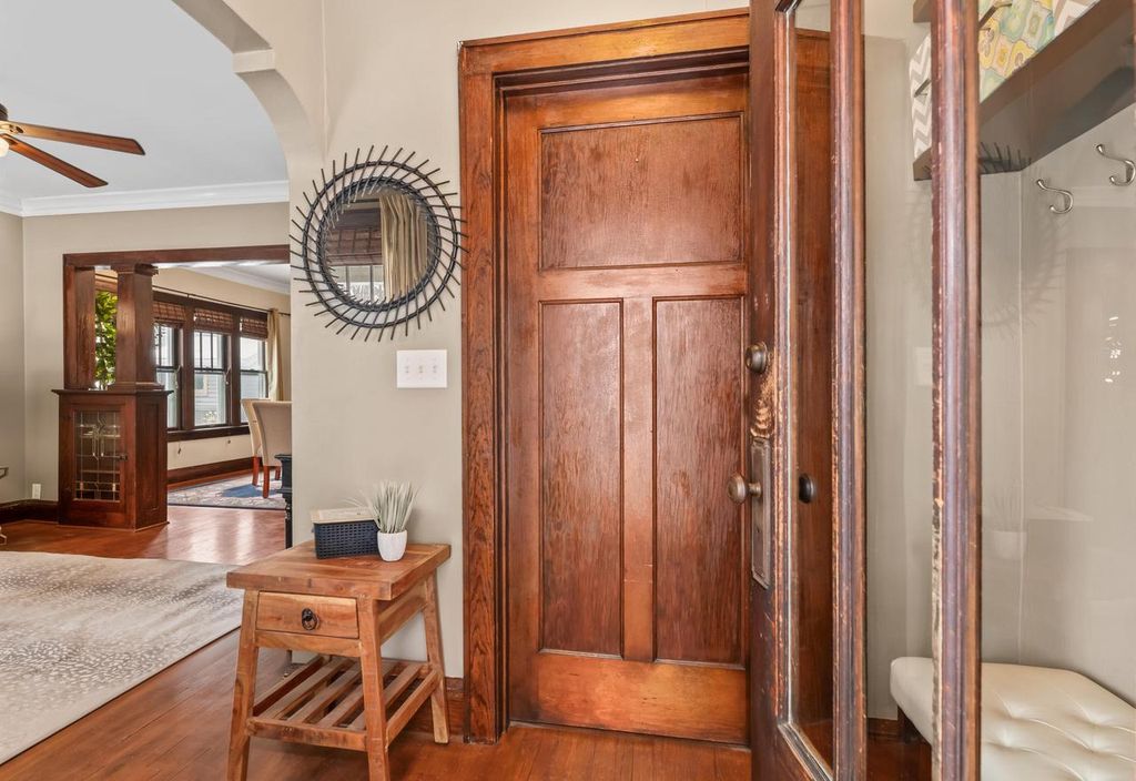 Photo of 2735 S Greeley STREET, Milwaukee, WI 53207 (MLS # 1954409)