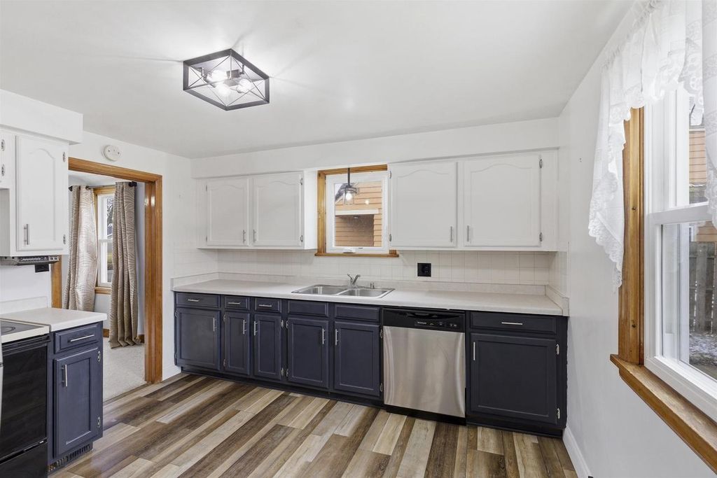 Photo of 308 S Birch STREET, Kimberly, WI 54136 (MLS # 50322211)