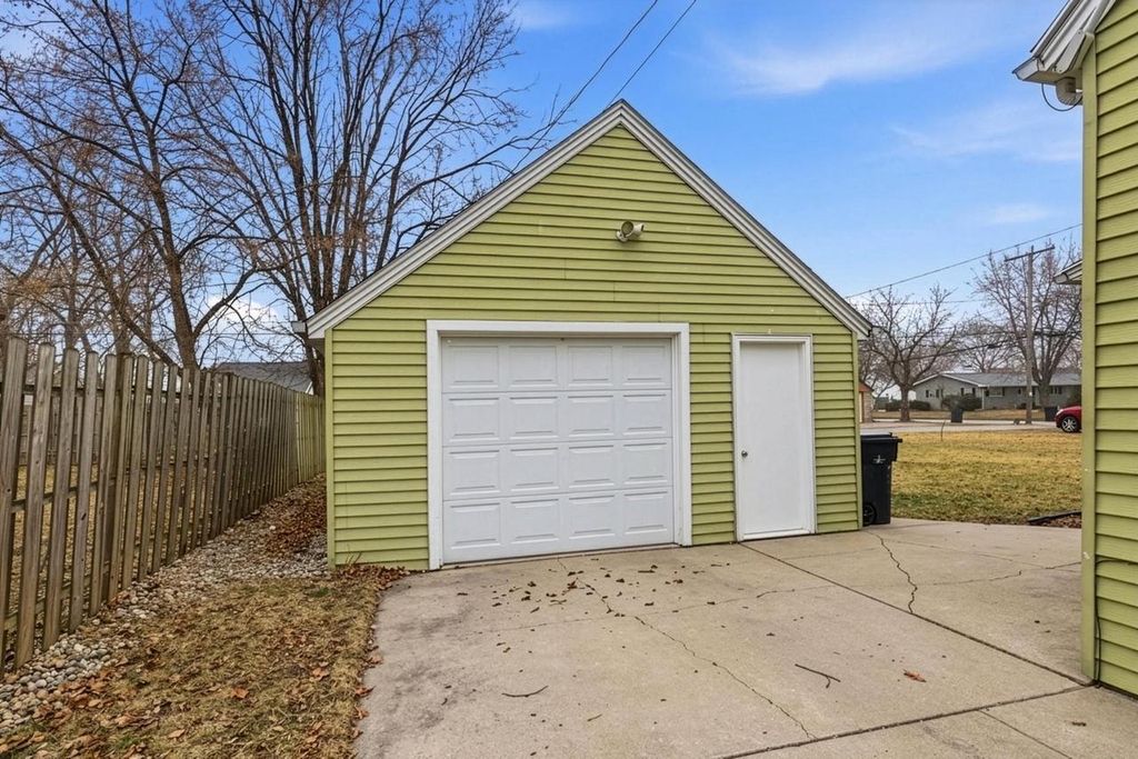 Photo of 308 S Birch STREET, Kimberly, WI 54136 (MLS # 50322211)