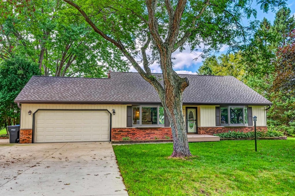 Photo of 6229 Harvest LANE, Deforest, WI 53532 (MLS # 2033353)