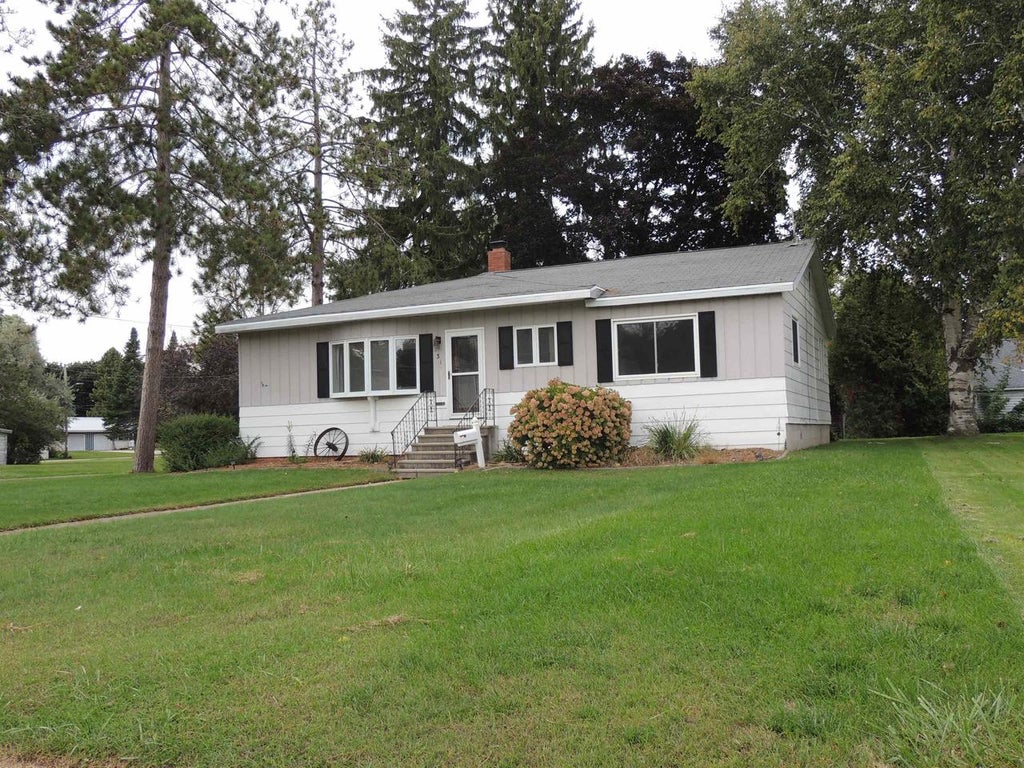 Photo of 231 Madison STREET, Oconto, WI 54153 (MLS # 50333098)