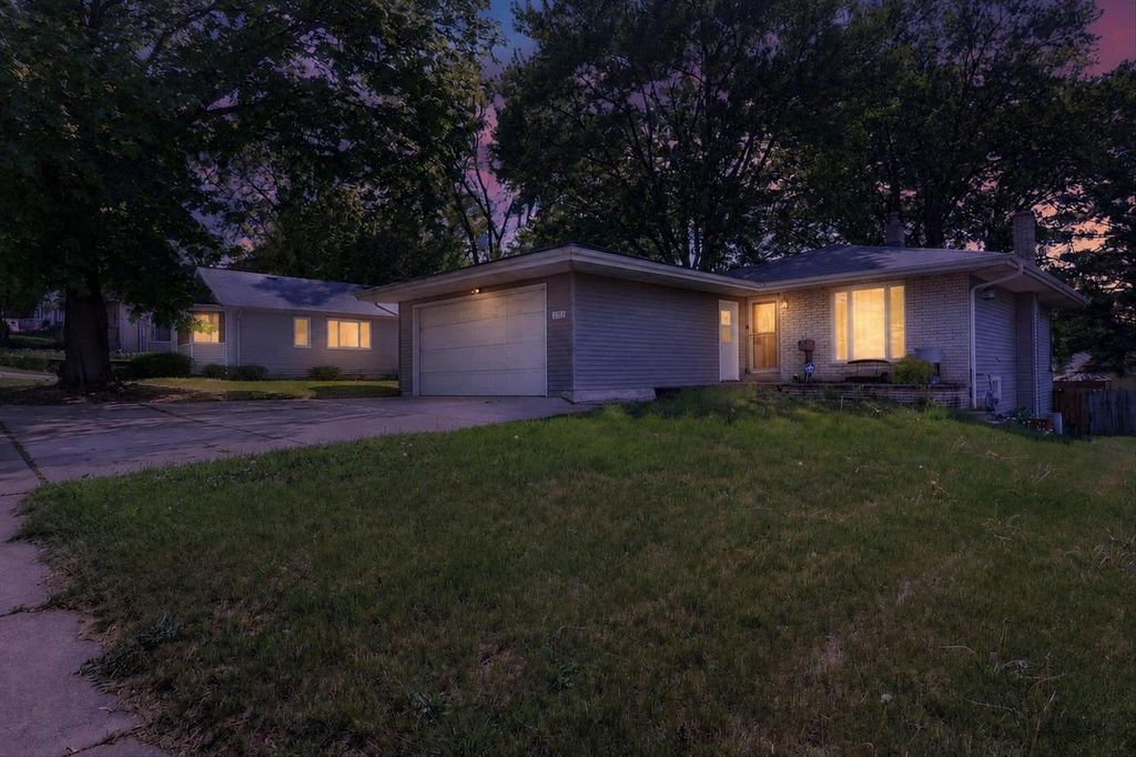 Photo of 1308 Beloit AVENUE, Janesville, WI 53546 (MLS # 2023533)