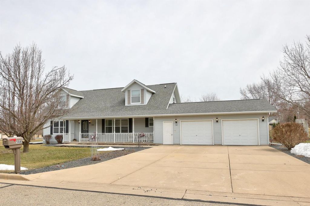 Photo of 588 Ann COURT, Berlin, WI 54923 (MLS # 2019481)