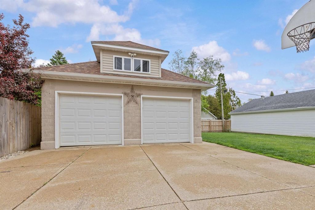 Photo of 228 Chatham STREET, Janesville, WI 53548 (MLS # 2023750)