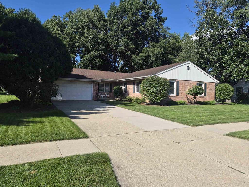 Photo of 3211 Briar Crest DRIVE, Janesville, WI 53546 (MLS # 2030783)