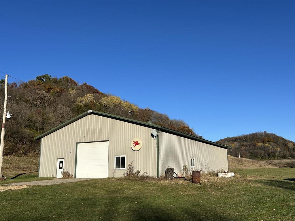 Photo of 26766 Dd HIGHWAY, Richland Center, WI 53581 (MLS # 1945688)