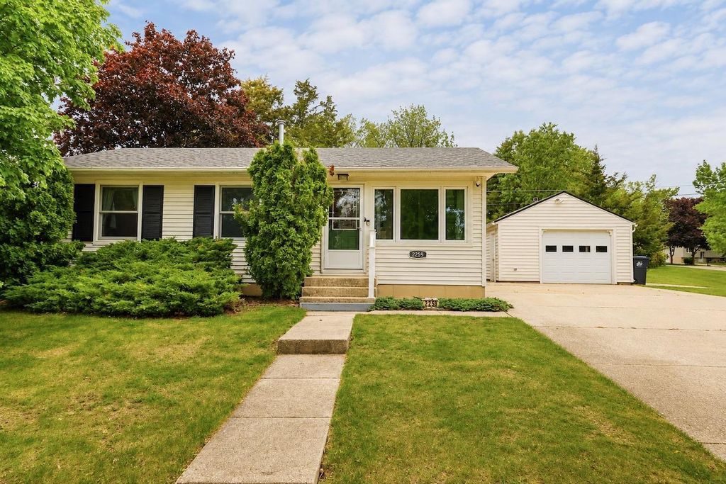 Photo of 2259 Staborn DRIVE, Beloit, WI 53511 (MLS # 2024084)