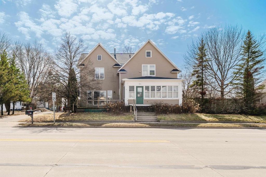 Photo of 303 E Main STREET, Wautoma, WI 54982 (MLS # 50322150)