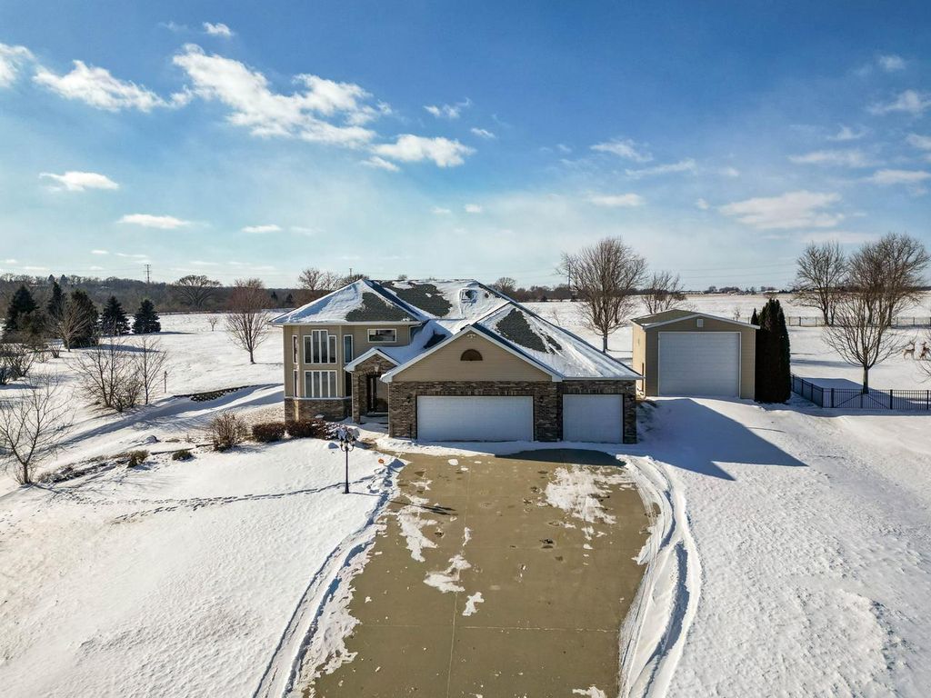 Photo of 3705 N Harvest View DRIVE, Janesville, WI 53548 (MLS # 2015169)