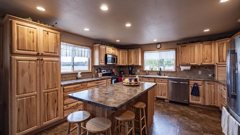 Photo of E2927 County Road Gg, Iola, WI 54945 (MLS # 50323508)