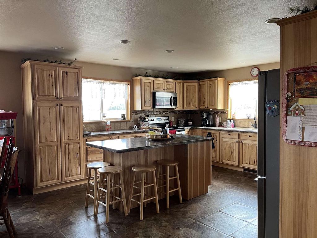 Photo of E2927 County Road Gg, Iola, WI 54945 (MLS # 50323508)