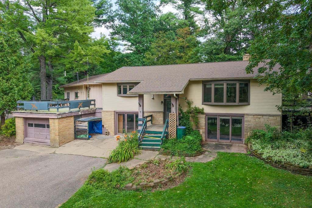 Photo of 641 Seneca ROAD, Wisconsin Rapids, WI 54495 (MLS # 22603933)