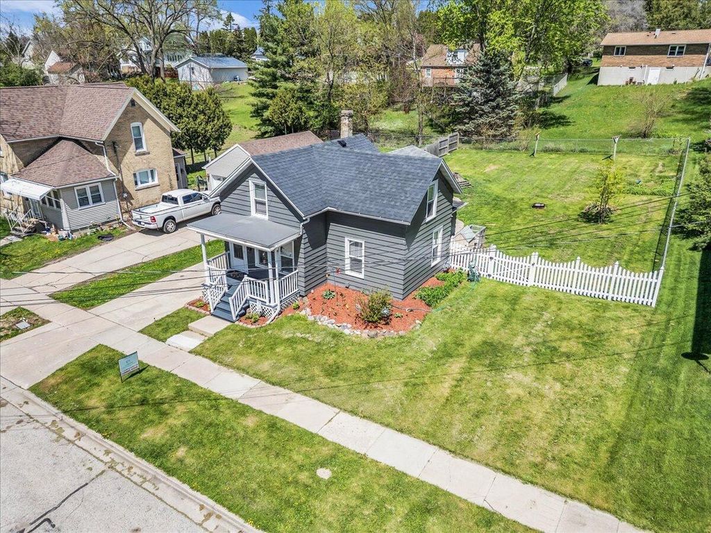 Photo of 235 E Woolcock STREET, Jefferson, WI 53549 (MLS # 1959422)