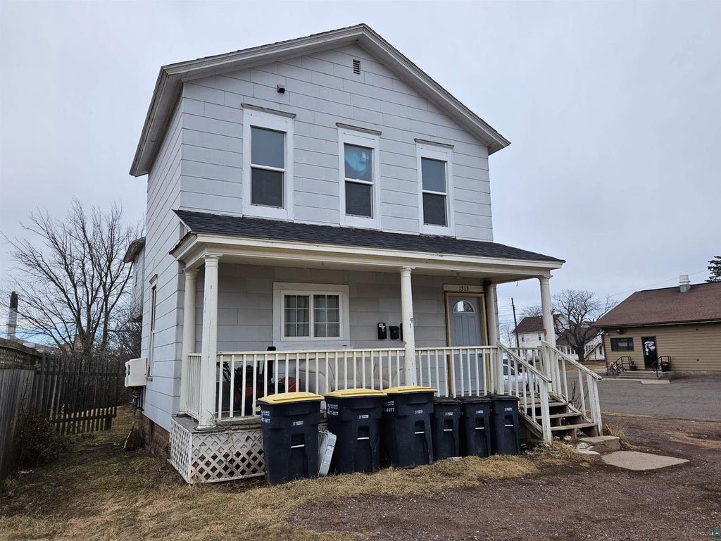 Photo of 1313 Main St W, Ashland, WI 54806 (MLS # 6128592)