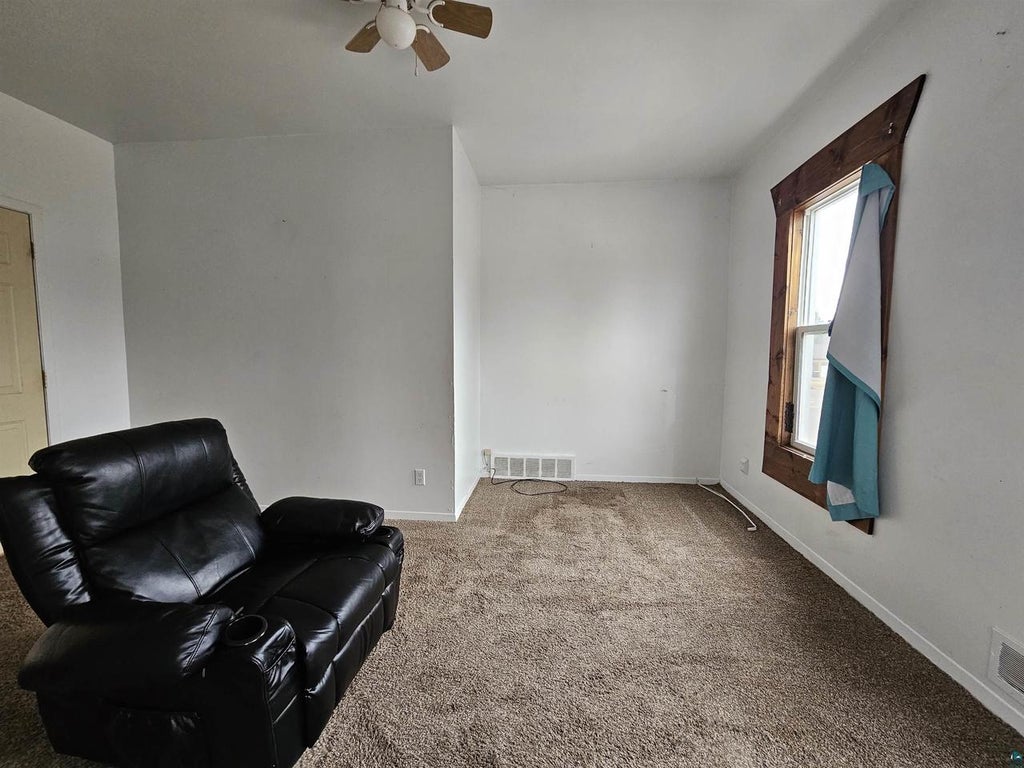 Photo of 1313 Main St W, Ashland, WI 54806 (MLS # 6128592)