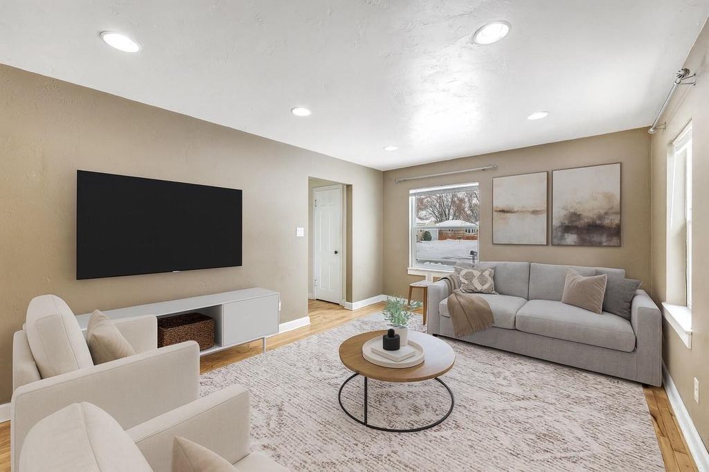 Photo of 1481 Boyd STREET, Green Bay, WI 54301 (MLS # 50318841)