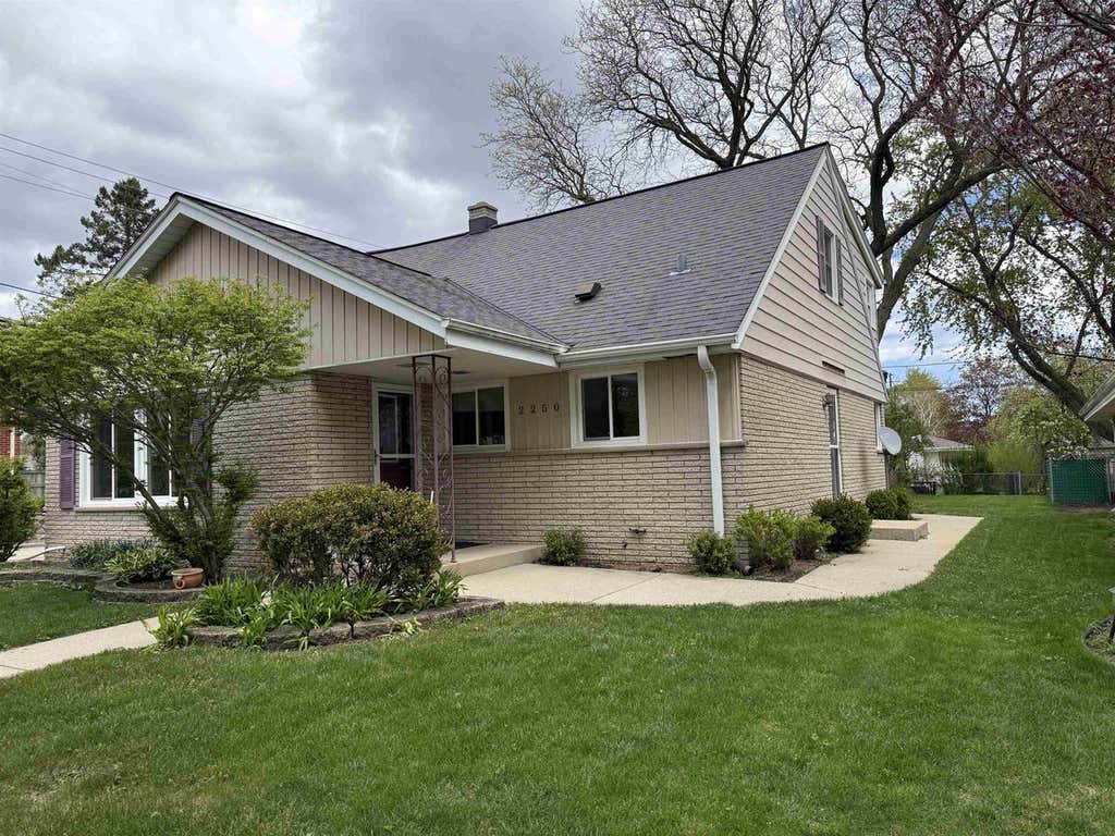 Photo of 2250 N 103rd STREET, Wauwatosa, WI 53226 (MLS # 2023607)