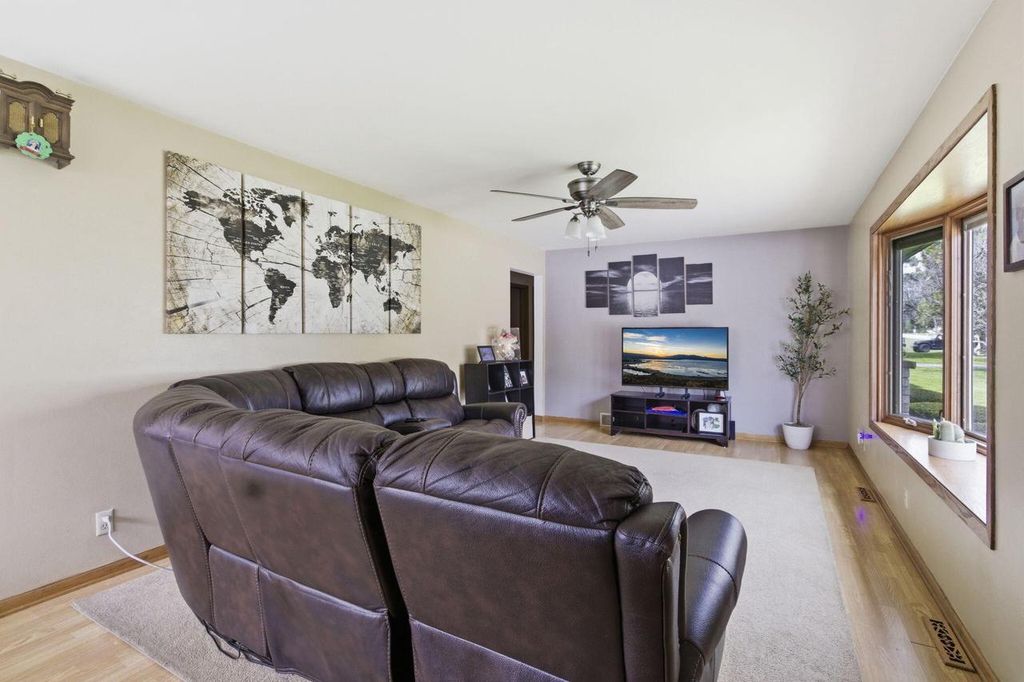 Photo of 8037 Slater AVENUE, Mount Pleasant, WI 53406 (MLS # 1961324)