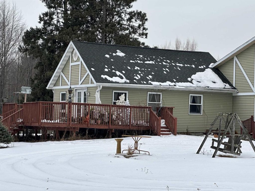 Photo of 5082 Lucas ROAD, Oconto, WI 54153 (MLS # 50319581)