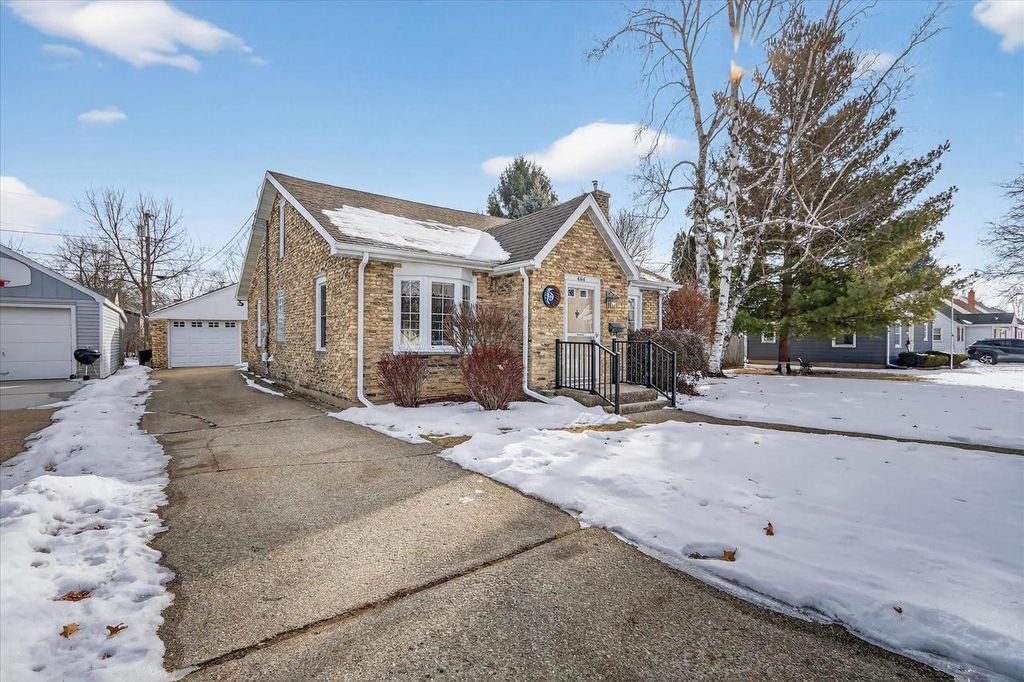 Photo of 464 N Pine STREET, Janesville, WI 53548 (MLS # 2017405)