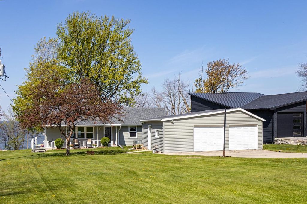 Photo of N6629 Harrison ROAD, Hilbert, WI 54129 (MLS # 50325173)