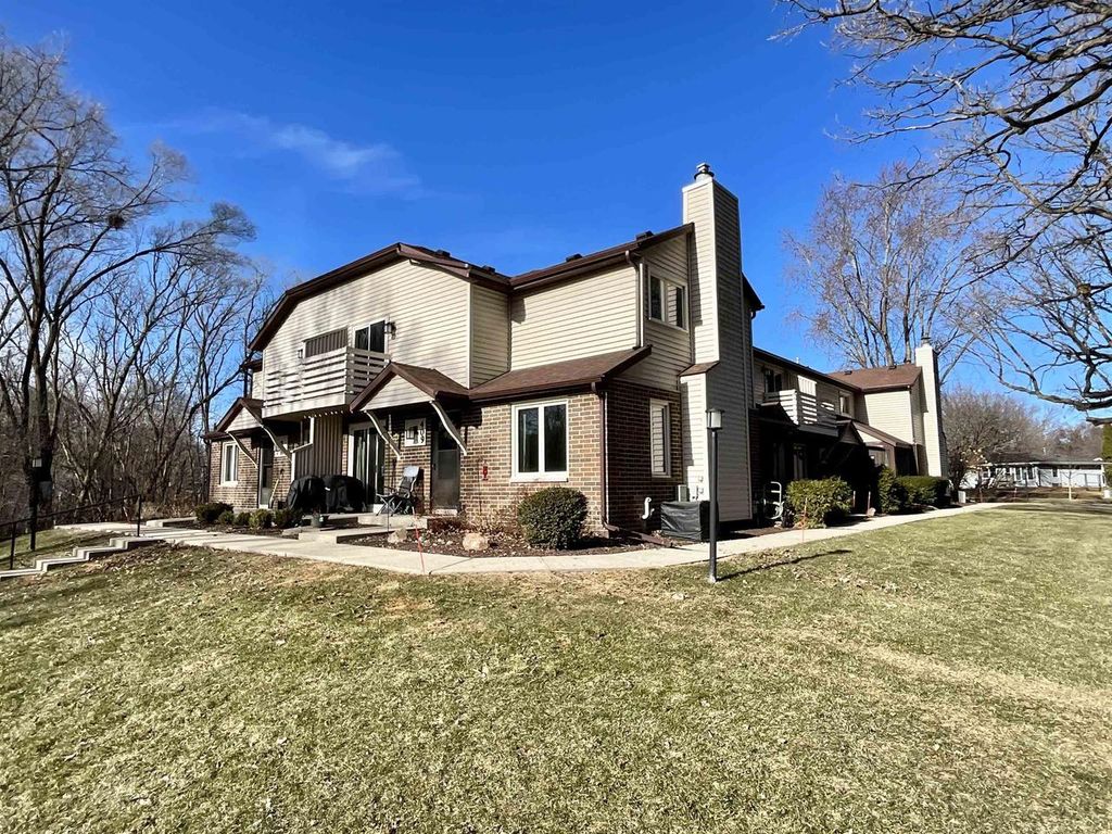 Photo of 409 Roby ROAD, Stoughton, WI 53589 (MLS # 2015867)