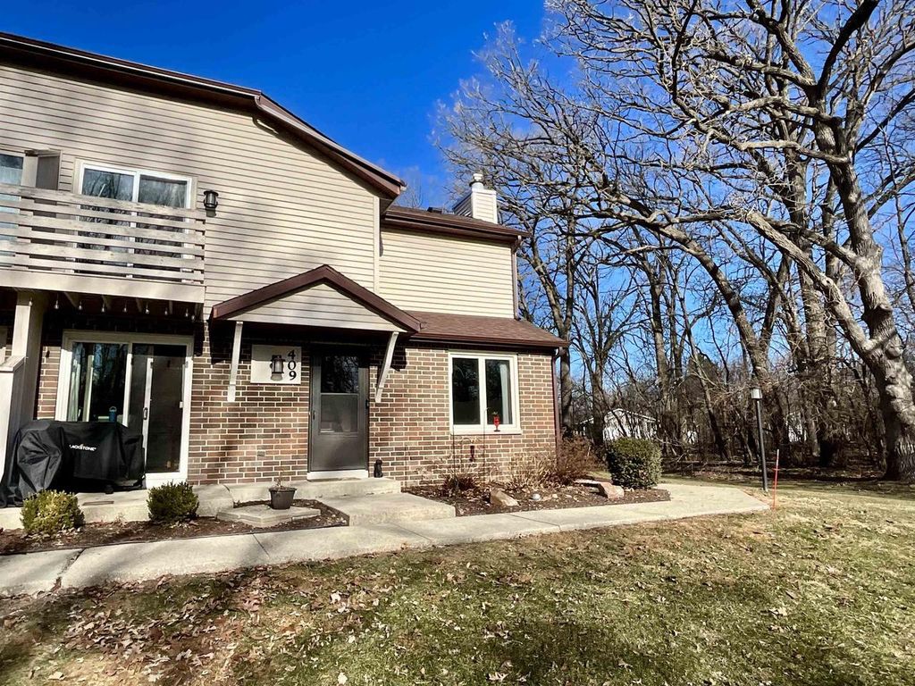 Photo of 409 Roby ROAD, Stoughton, WI 53589 (MLS # 2015867)