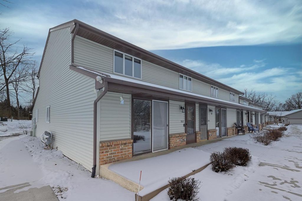 Photo of 262 Ba Wood LANE #1, Janesville, WI 53545 (MLS # 2015103)