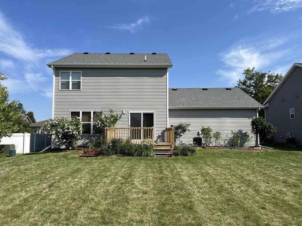 Photo of 6115 Sledding PARKWAY, Madison, WI 53558 (MLS # 2032074)