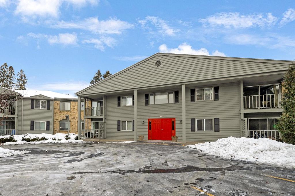 Photo of 7234 N Green Bay AVENUE #212, Glendale, WI 53209 (MLS # 1944929)