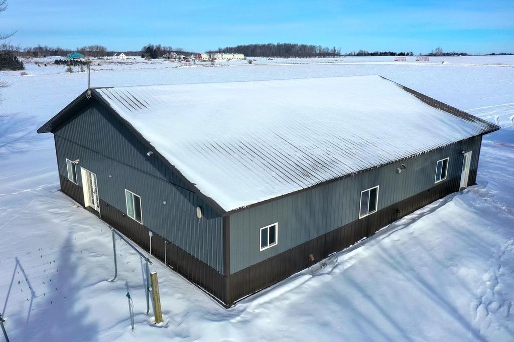 Photo of N583 Castle DRIVE, Dorchester, WI 54425 (MLS # 22600226)