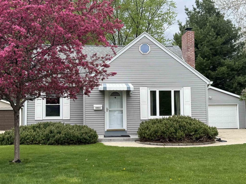 Photo of 4803 Shore Acres ROAD, Monona, WI 53716 (MLS # 2016144)