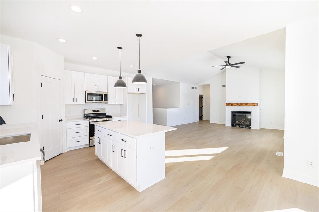 Photo of 3804 N Woodbury LANE, Janesville, WI 53545 (MLS # 2015955)