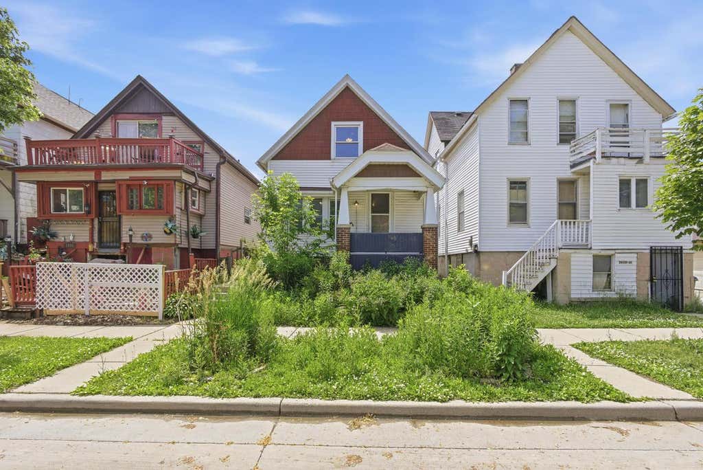 Photo of 2657 N Weil STREET, Milwaukee, WI 53212 (MLS # 1966459)