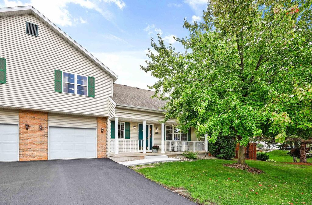 Photo of 1171 School STREET, Sun Prairie, WI 53590 (MLS # 2009525)