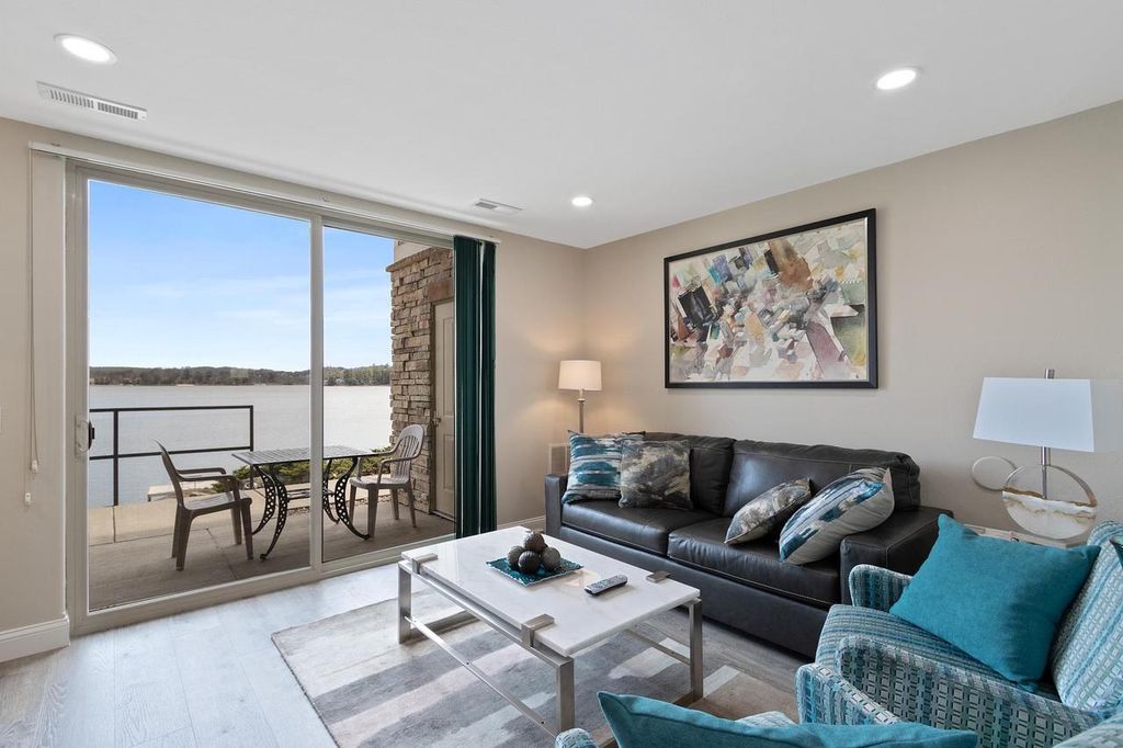 Photo of 680 E Hiawatha DRIVE #405, Wisconsin Dells, WI 53965 (MLS # 2015816)