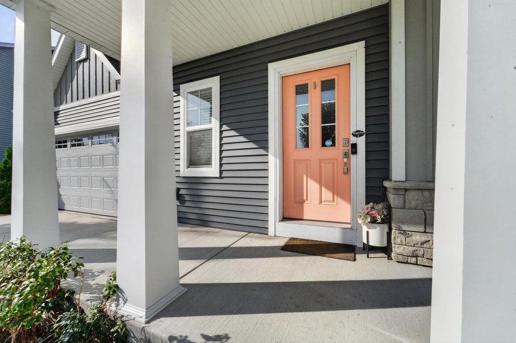Photo of 7604 Autumn Blaze TRAIL, Deforest, WI 53532 (MLS # 2031505)