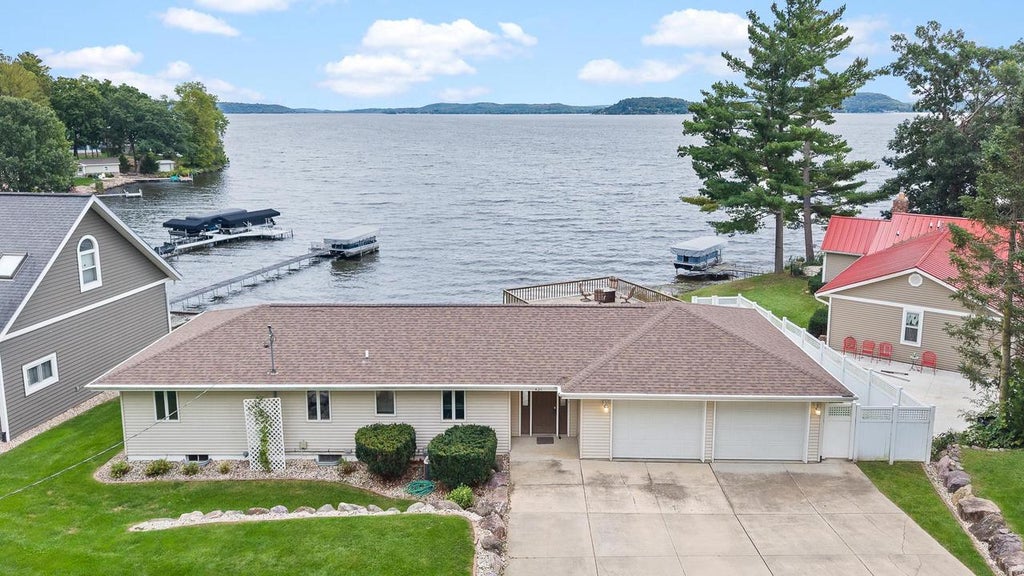 Photo of 421 River STREET, Merrimac, WI 53561 (MLS # 2033274)