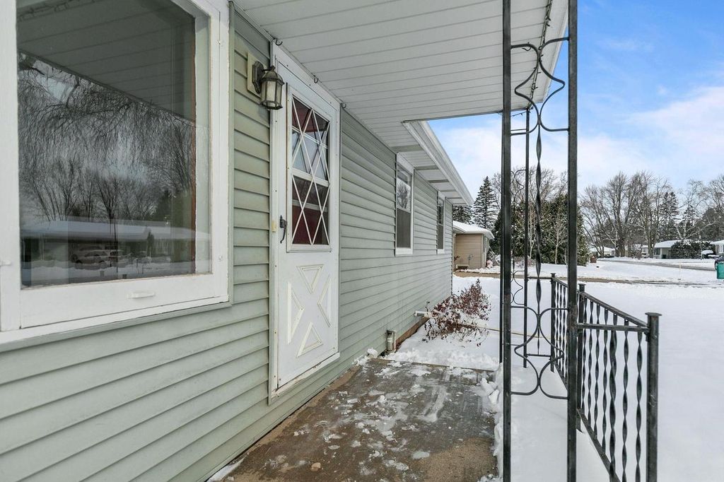 Photo of 3439 N Story STREET, Appleton, WI 54914 (MLS # 50318814)