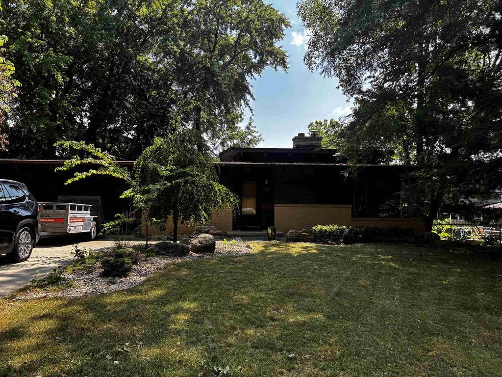 Photo of 117 Alden DRIVE, Madison, WI 53705 (MLS # 2028544)
