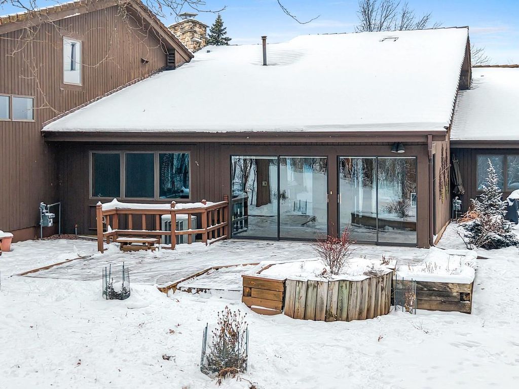 Photo of 2661 Northern ROAD #I, Appleton, WI 54914 (MLS # 50315054)