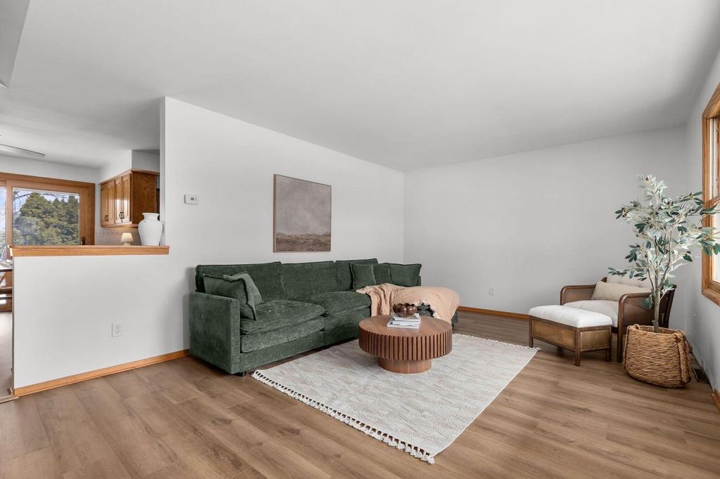 Photo of 1764 Oakridge COURT, Menasha, WI 54952 (MLS # 1955341)