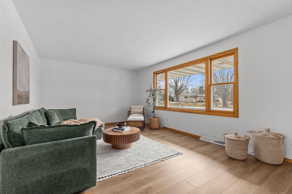 Photo of 1764 Oakridge COURT, Menasha, WI 54952 (MLS # 1955341)