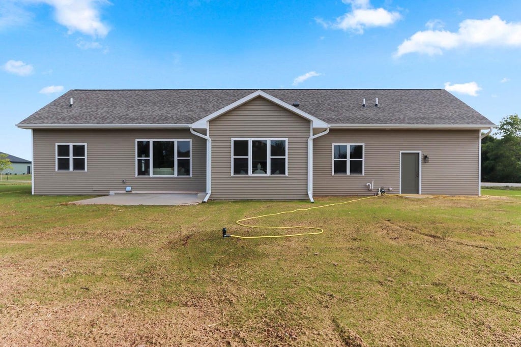 Photo of 305 Battery AVENUE, De Pere, WI 54115 (MLS # 50325247)