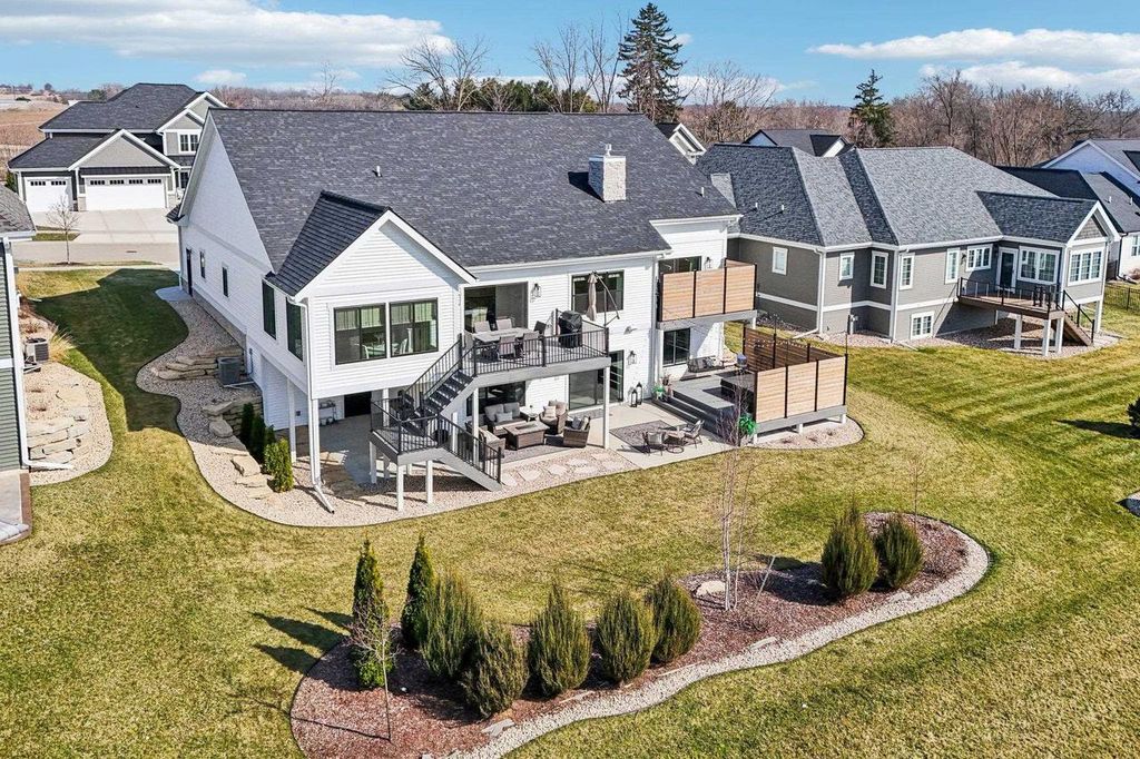 Photo of 1111 Reese TRAIL, Waunakee, WI 53597 (MLS # 2019867)