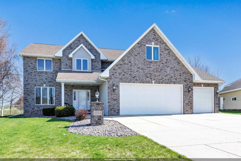 Photo of 3373 Langdon STREET, Green Bay, WI 54311 (MLS # 50324229)