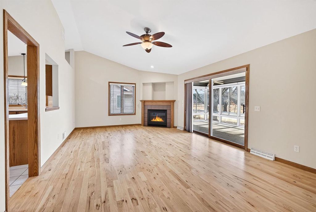 Photo of 5703 W OPEN MEADOW, Mcfarland, WI 53558 (MLS # 2015903)