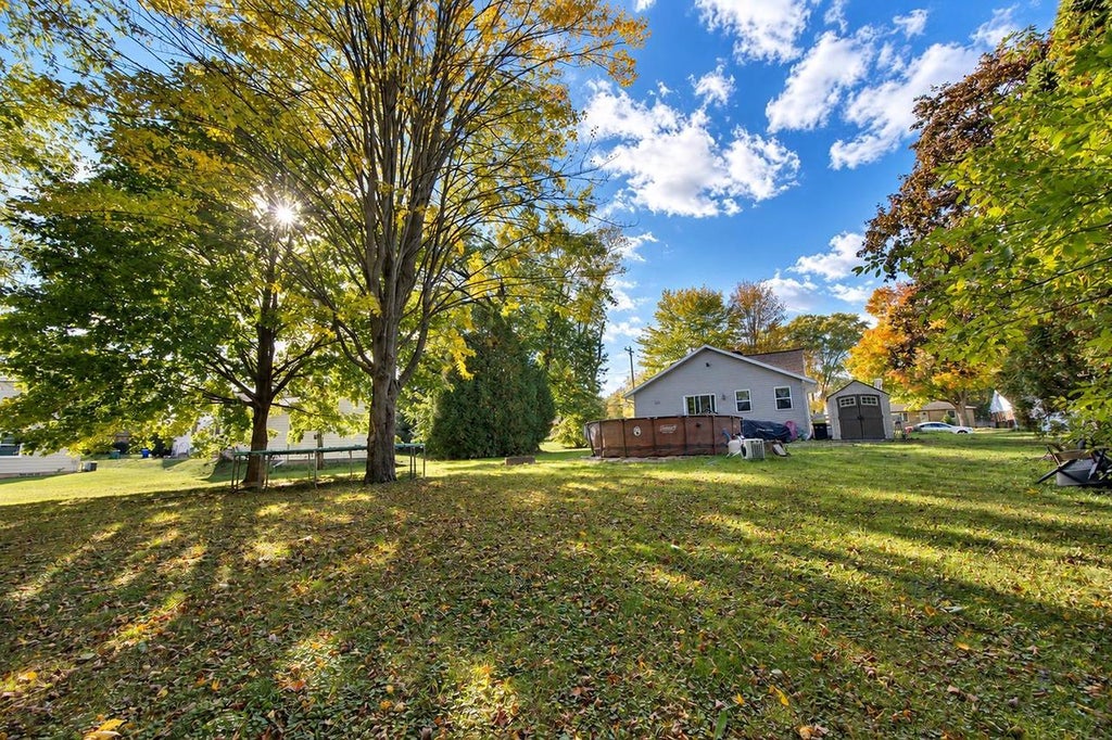 Photo of 1155 S Ridge ROAD, Green Bay, WI 54304 (MLS # 50334158)