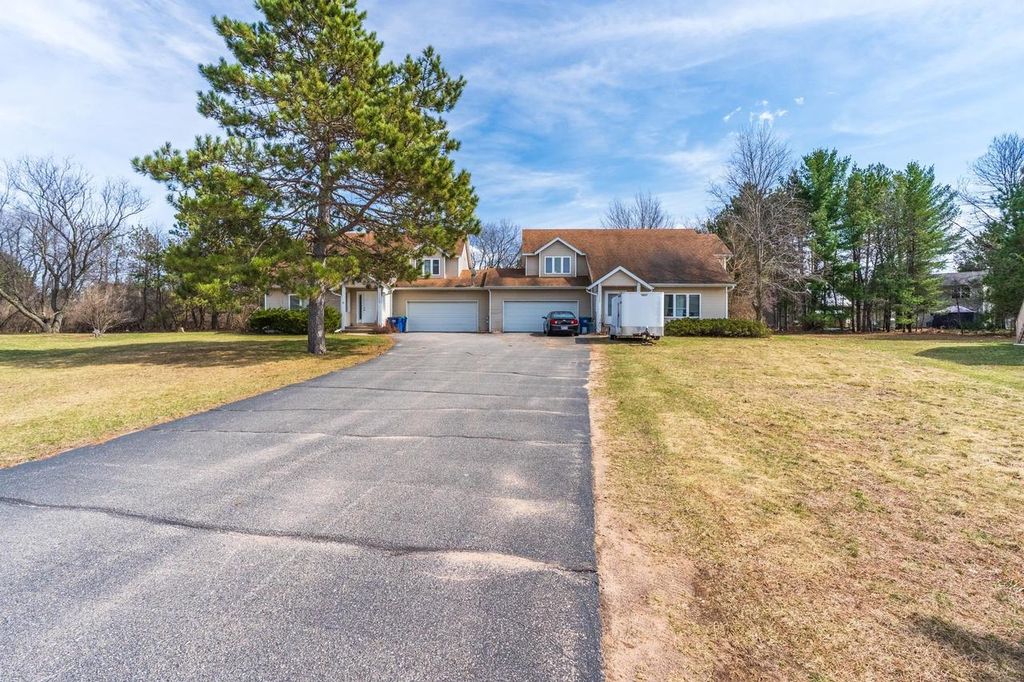 Photo of 152690 Prairie View CIRCLE #152692, Wausau, WI 54401 (MLS # 22601457)