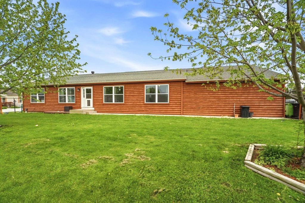 Photo of 311 N 3rd STREET, Hilbert, WI 54129 (MLS # 50325982)